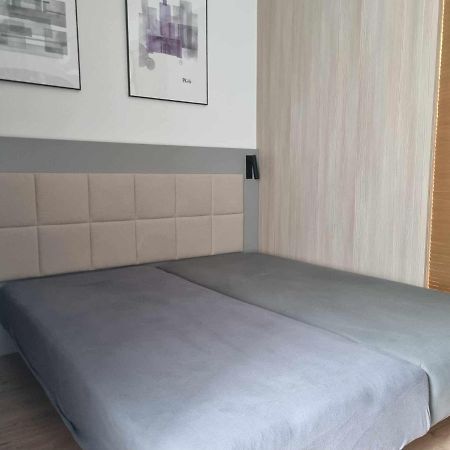 Aparthotel In Warsaw Very Close To The City Center, Free Underground Parking, Wifi, Air Conditioning, Balcony Exterior foto